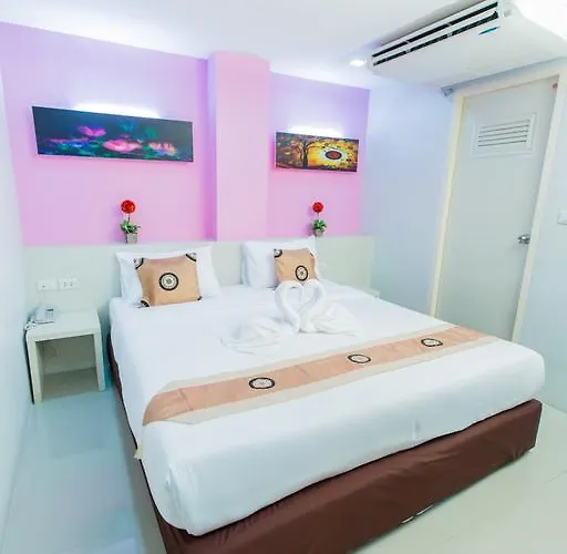 Le Touche Hotel Bangkok